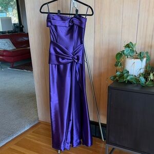 Jessica McClintock Strapless Satin Dress in Deep Purple Sz2 Prom Wedding Gala